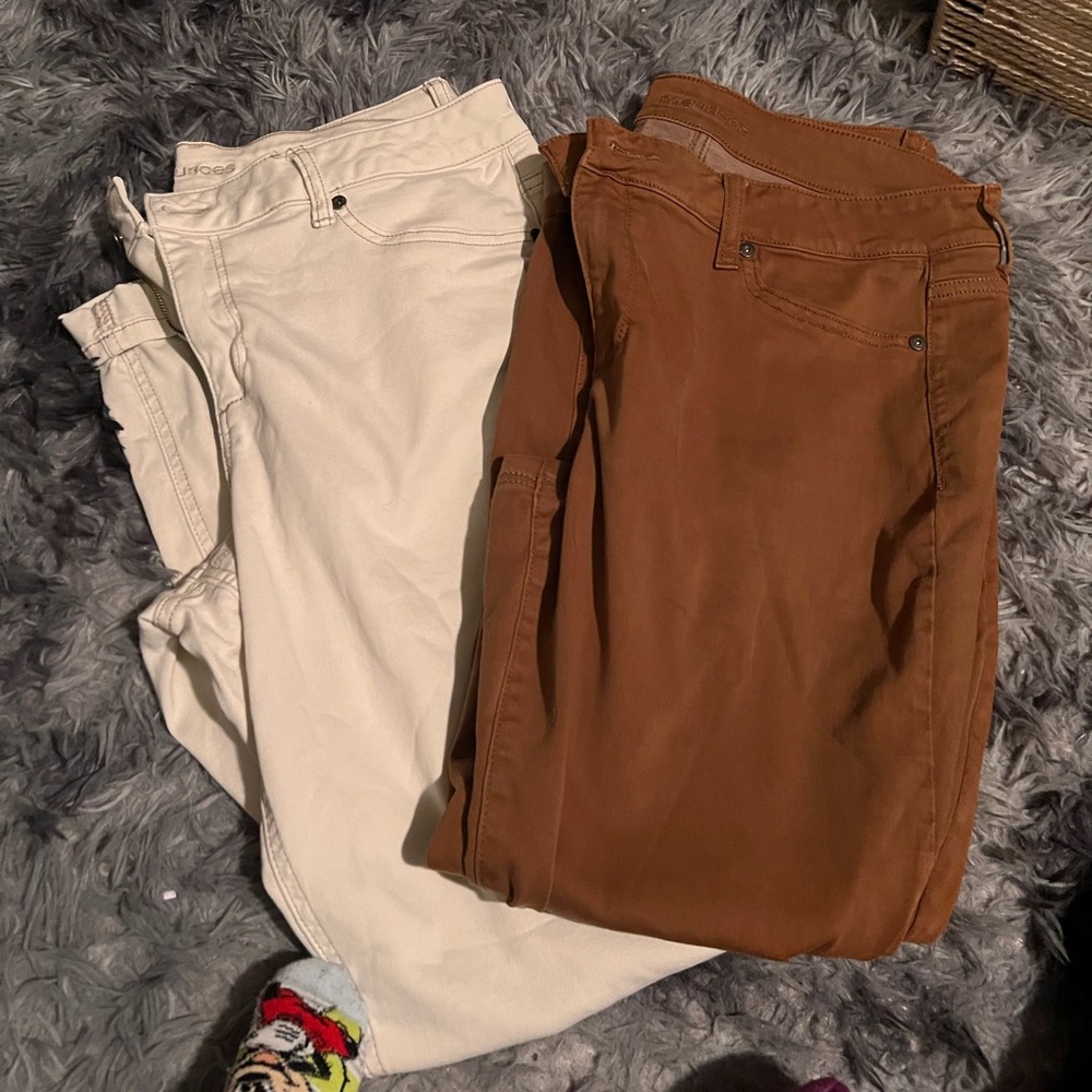 2 pairs of Maurice’s jeggings XL